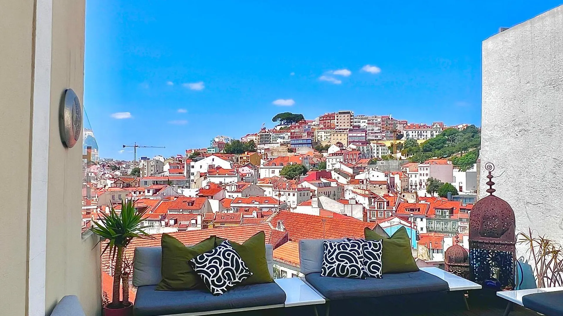 ** Aparthotel Castello Prime Suites Lissabon Portugal