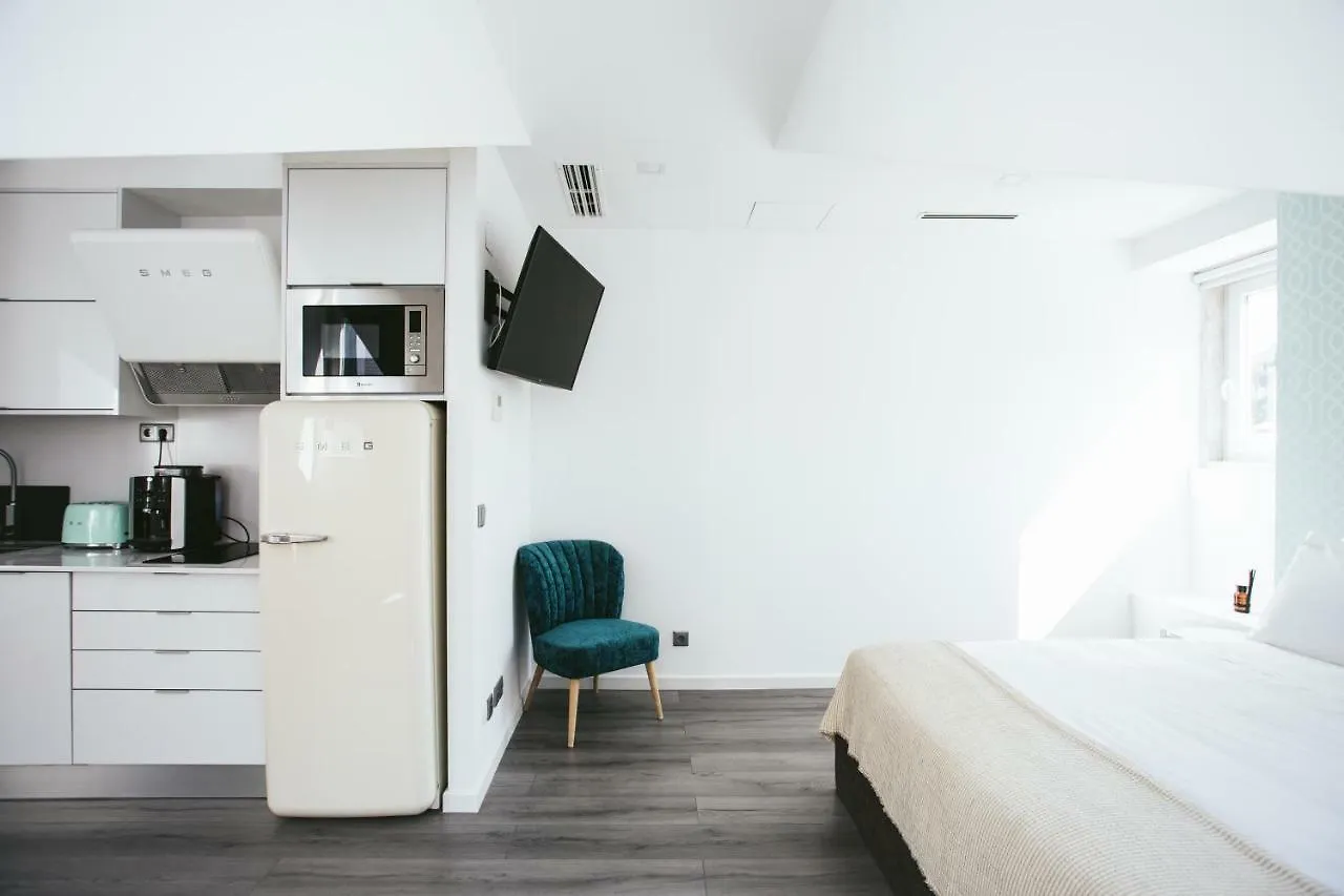 Castello Prime Suites Lisboa 2*,